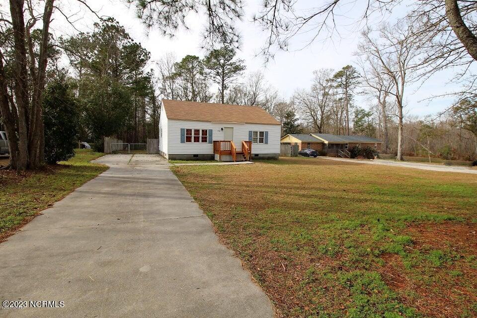 175 Oak Grove Road Newport, NC 28570 - Photo 1 of 14 Front elevation