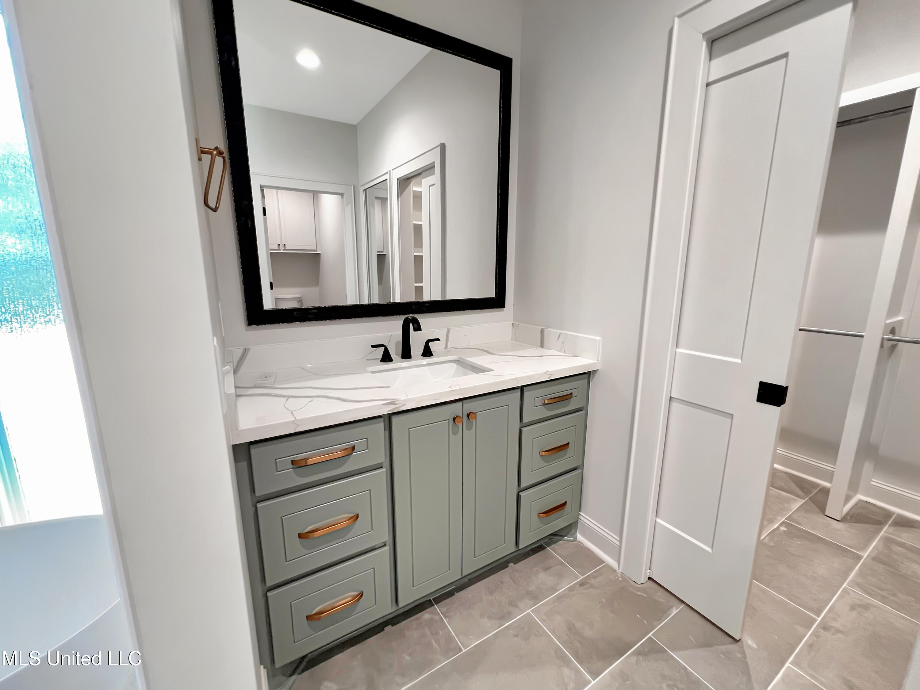 538 Stump Ridge Road Brandon, MS 39047 - Photo 33 of 58 IMG_4323