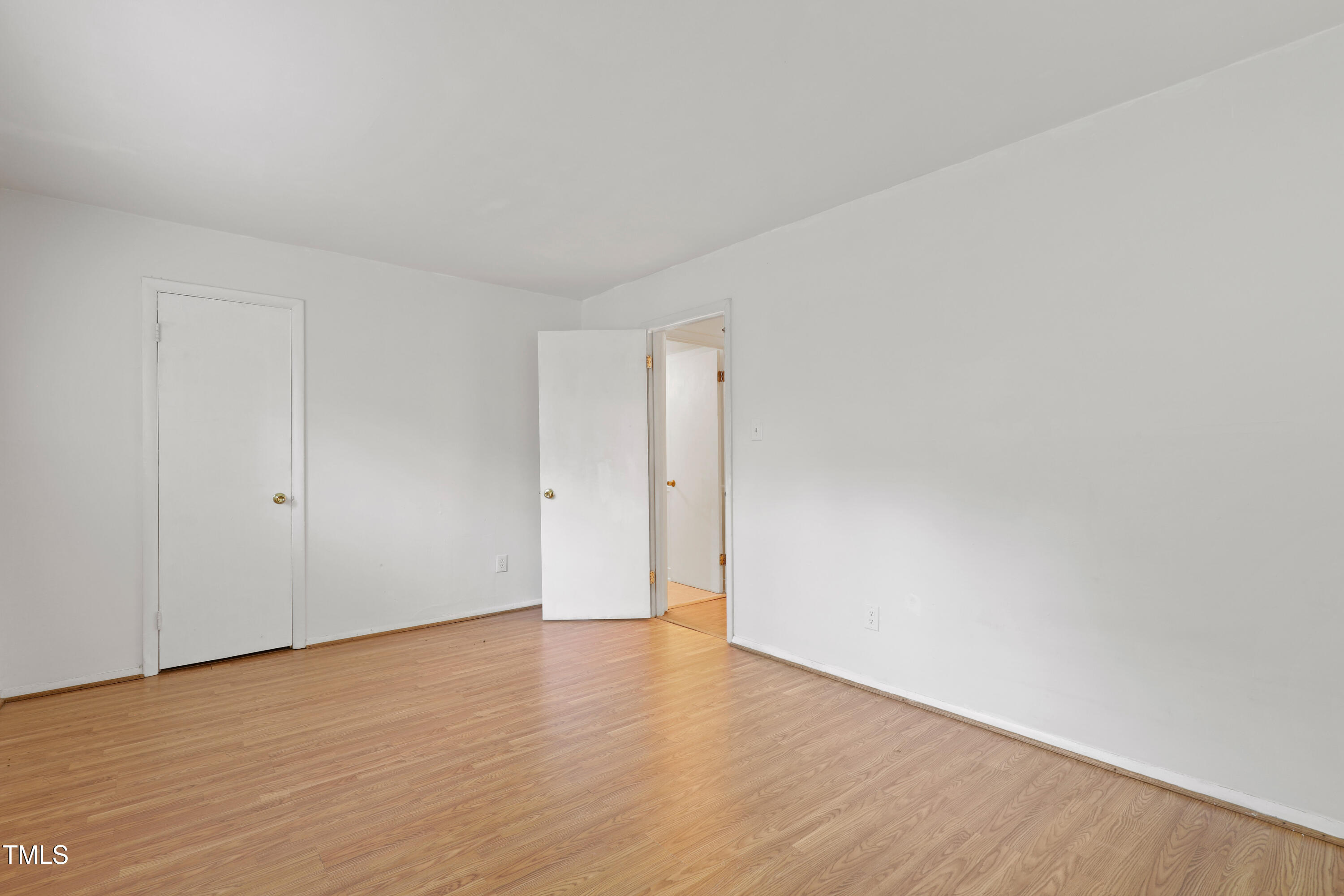 1010 Sandlin Place, Unit C Raleigh, NC 27606 - Photo 18 of 27 16