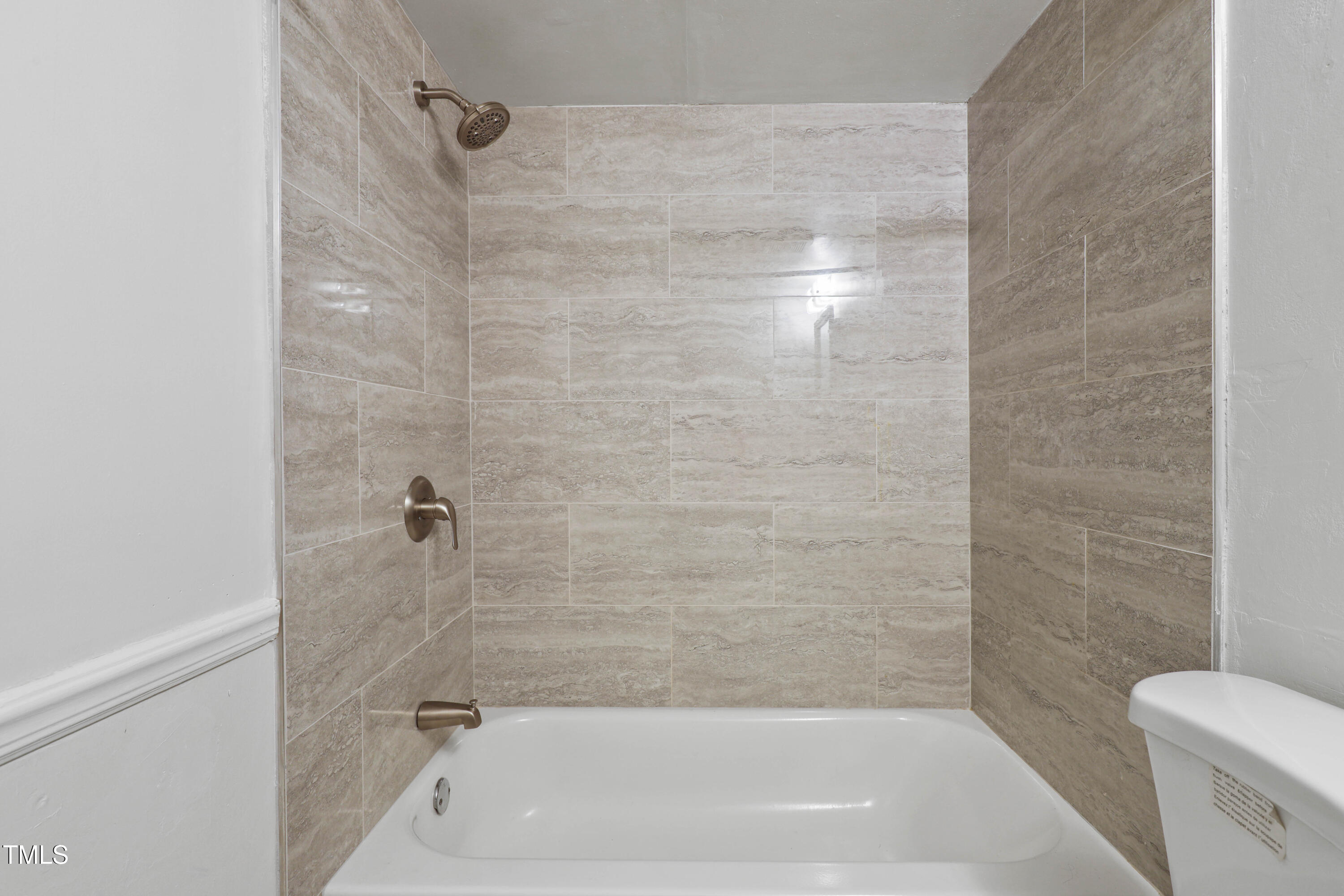 1010 Sandlin Place, Unit C Raleigh, NC 27606 - Photo 20 of 27 18