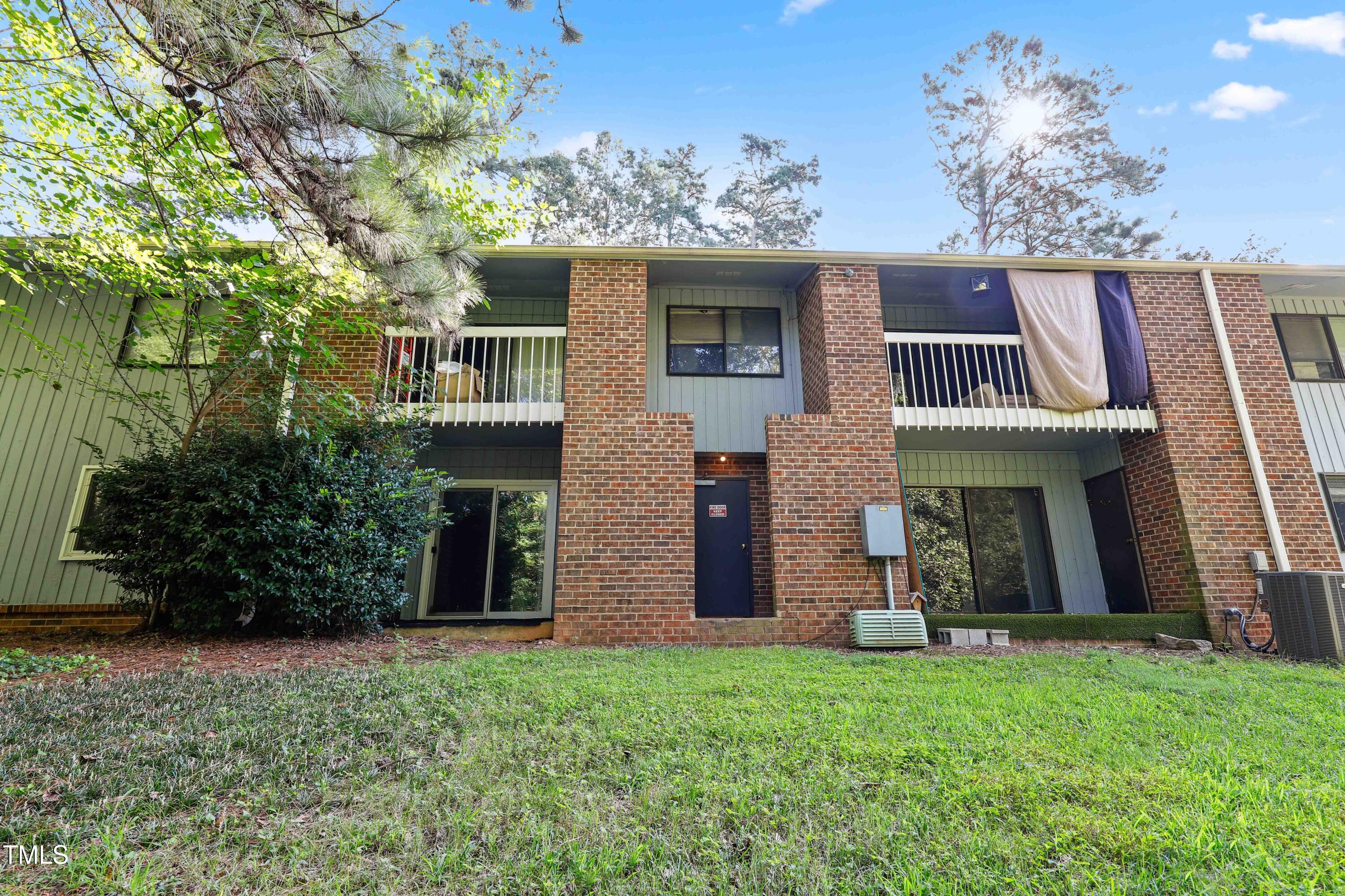 1010 Sandlin Place, Unit C Raleigh, NC 27606 - Photo 21 of 27 19