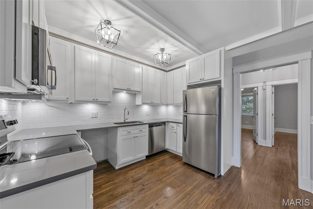 5744 Pershing Avenue St. Louis, MO 63112 - Photo 12 of 28