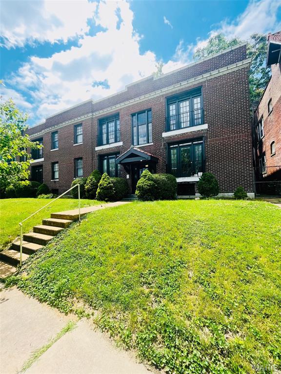 5744 Pershing Avenue St. Louis, MO 63112 - Photo 5 of 28