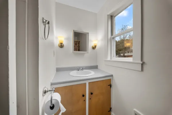 $315,000 | 23 Concord Hill Road, Pittsfield, NH 03263