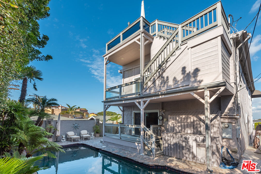 7309 Earldom Avenue Playa del Rey, CA 90293 - Photo 1 of 47 Gallery Image 1