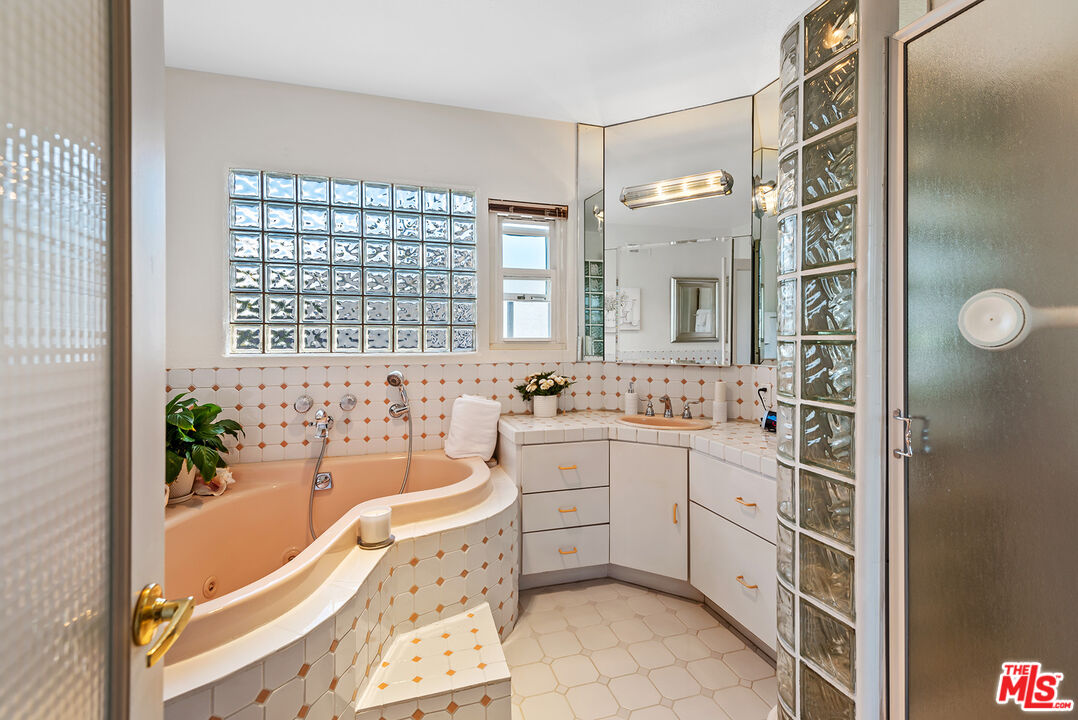 7309 Earldom Avenue Playa del Rey, CA 90293 - Photo 34 of 47 Gallery Image 34