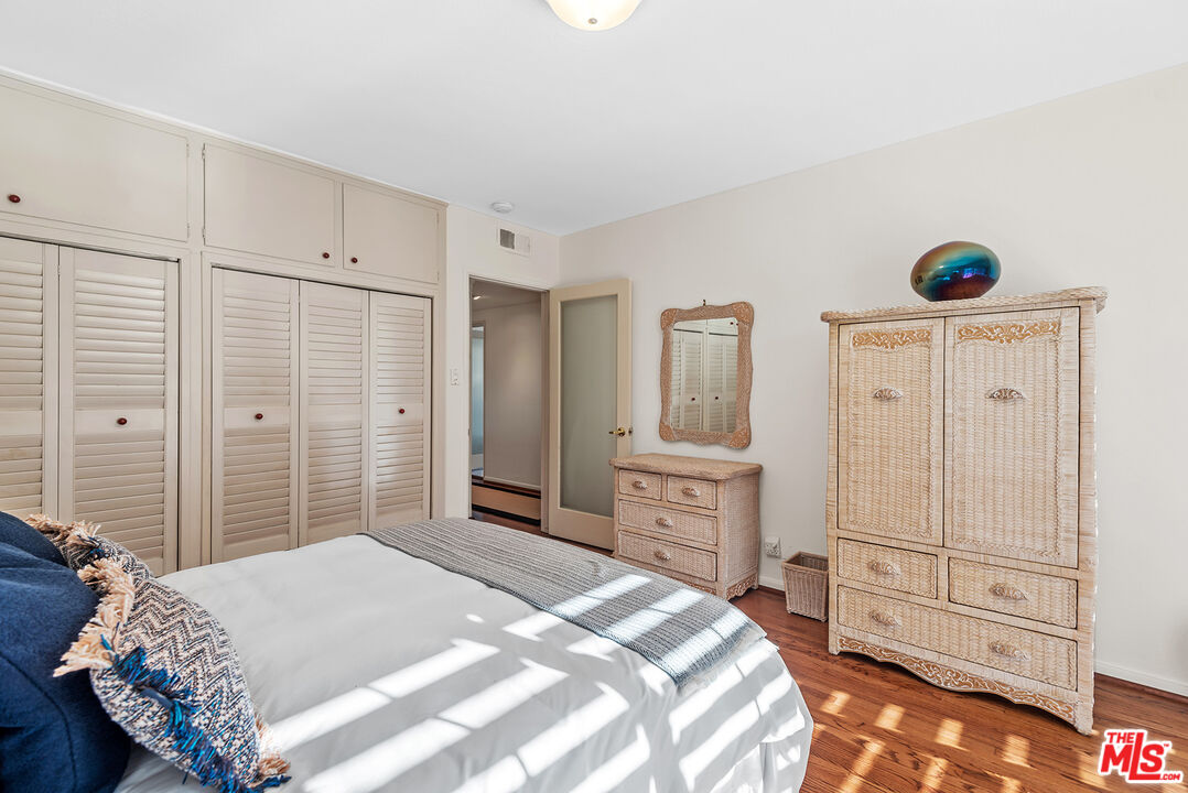 7309 Earldom Avenue Playa del Rey, CA 90293 - Photo 37 of 47 Gallery Image 37