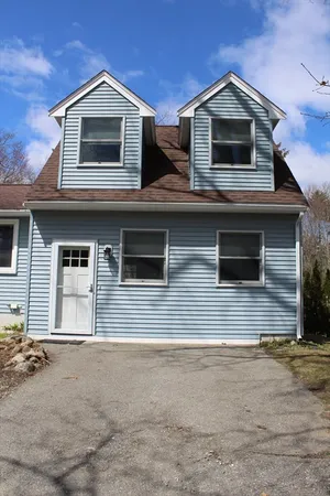 $2,500 | 44 True Road, Unit 1, Salisbury, MA 01952