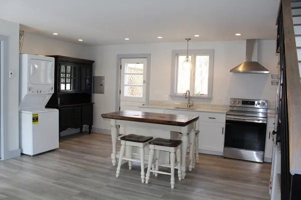 $2,500 | 44 True Road, Unit 1, Salisbury, MA 01952