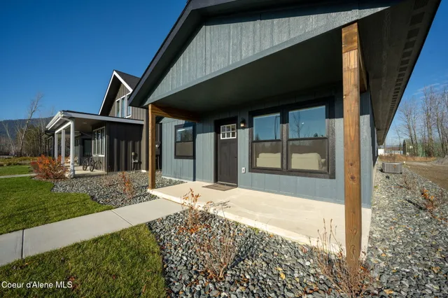 $615,000 | 172 Dustarr Lane, Ponderay, ID 83852
