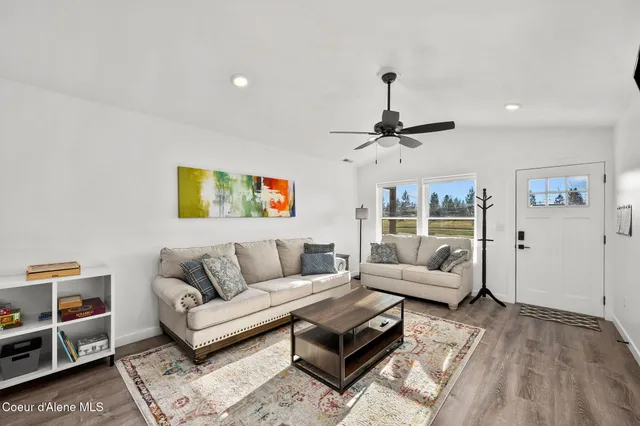 $615,000 | 172 Dustarr Lane, Ponderay, ID 83852