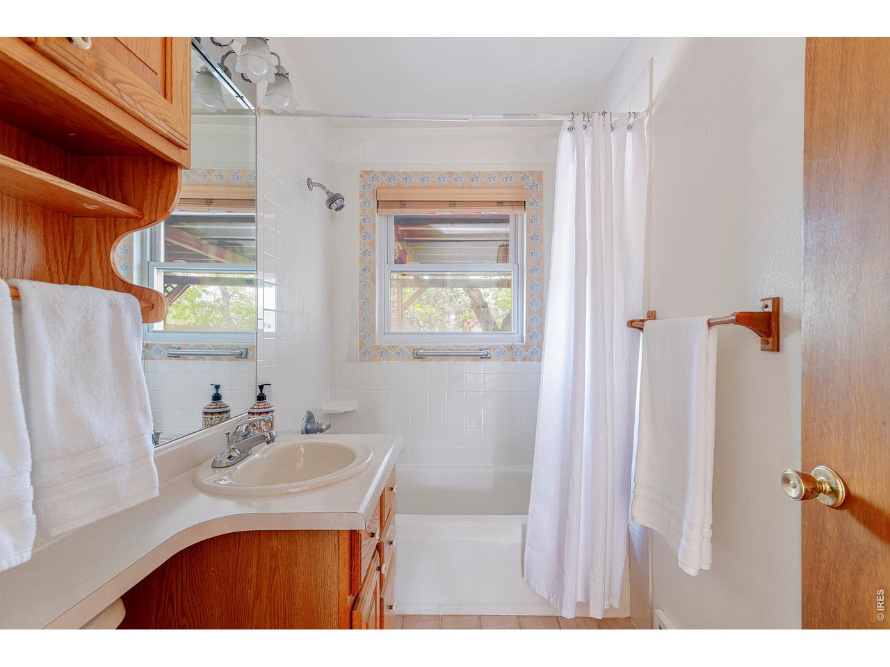 340 27th Street Boulder, CO 80305 - Photo 24 of 42 Full bath