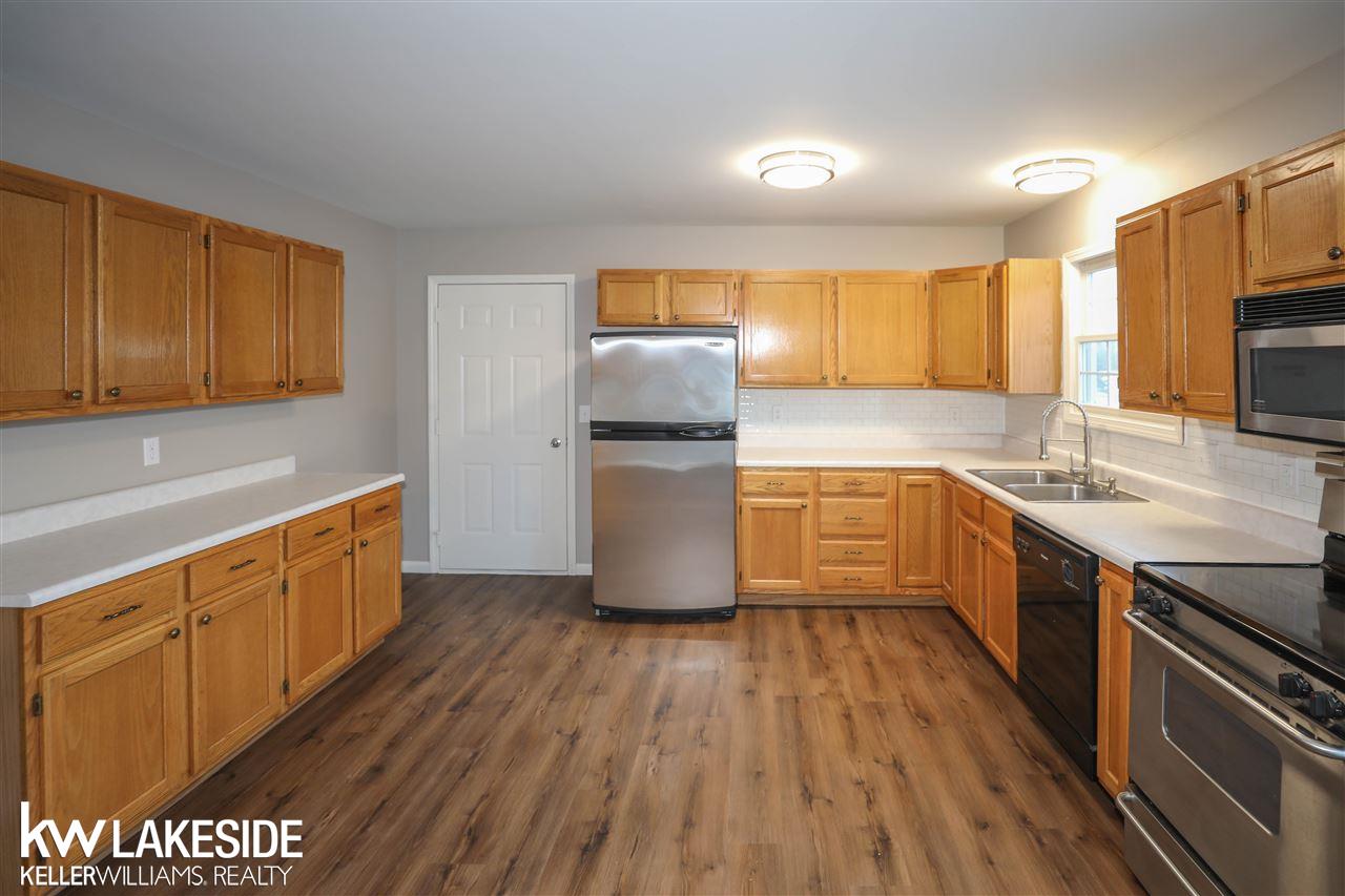 794 Cove Road Goodells, MI 48027 - Photo 8 of 30