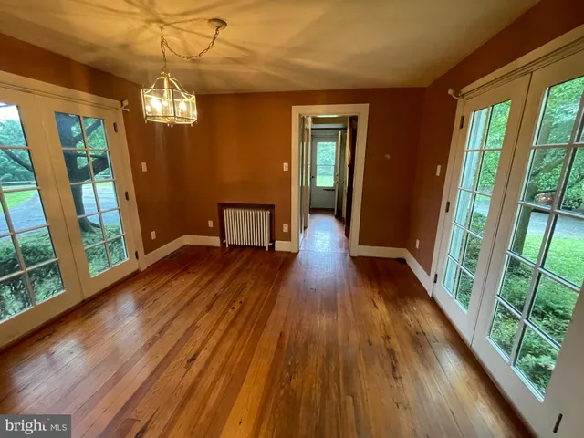 $2,200 | 2419 Lititz Pike, Lancaster, PA 17601