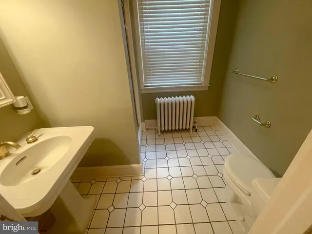 $2,200 | 2419 Lititz Pike, Lancaster, PA 17601