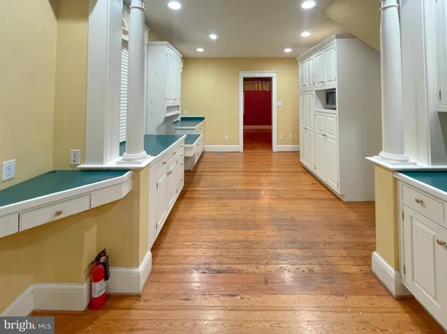 $2,200 | 2419 Lititz Pike, Lancaster, PA 17601