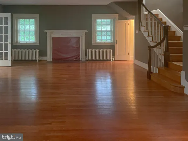 $2,200 | 2419 Lititz Pike, Lancaster, PA 17601