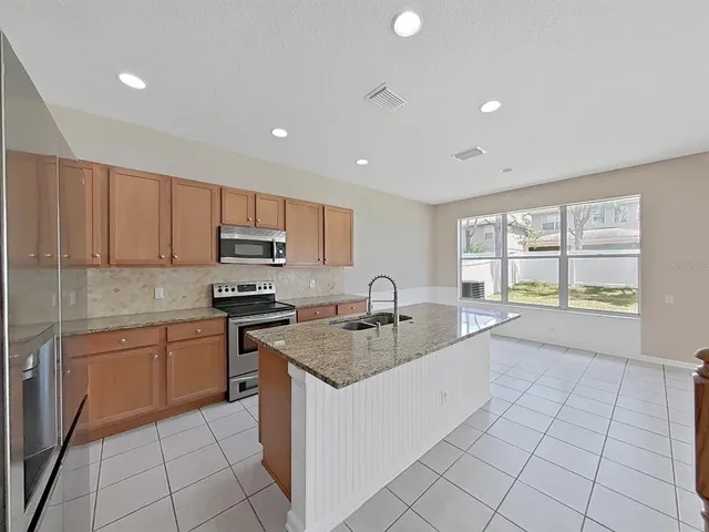 $325,000 | 14218 Wake Robin Drive, Brooksville, FL 34604