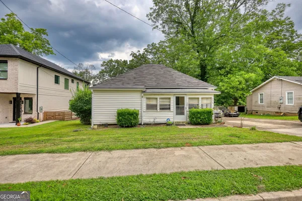 $300,000 | 250 Bona Road, Buford, GA 30518