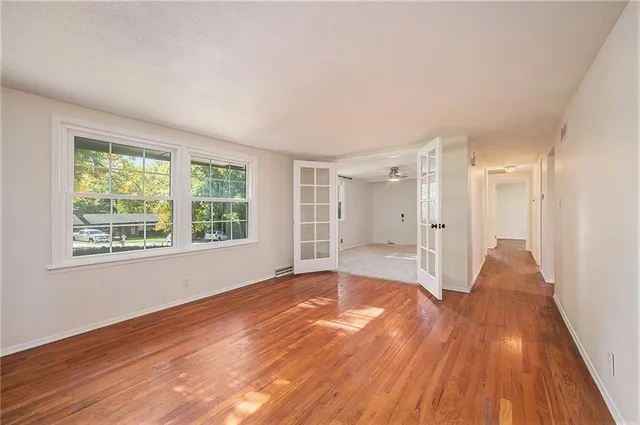 $290,000 | 4912 Northwest 61st Terrace, Kansas City, MO 64151