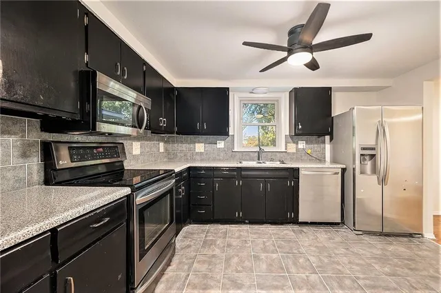 $290,000 | 4912 Northwest 61st Terrace, Kansas City, MO 64151