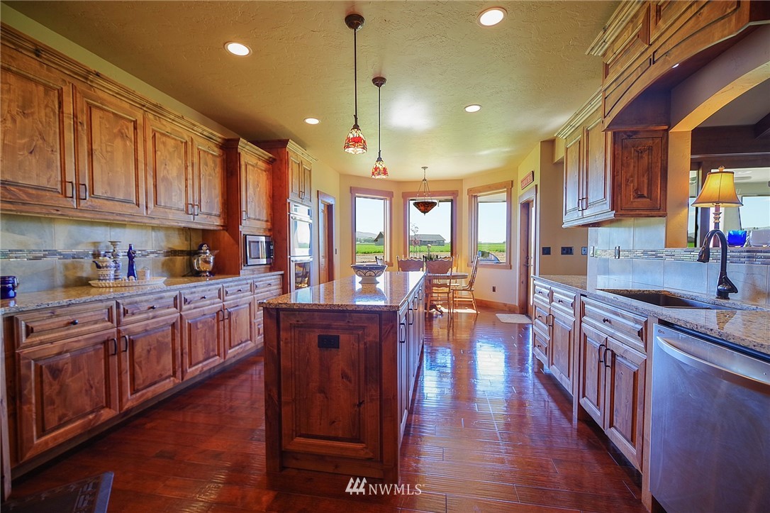 120 Busch Road Ellensburg, WA 98926 - Photo 3 of 31 Gallery Image 3