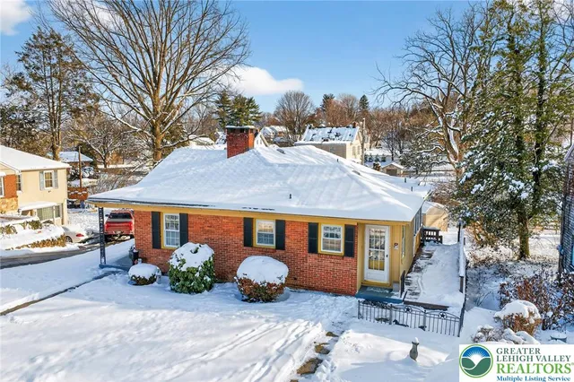 $349,900 | 1827 Homestead Avenue, Bethlehem, PA 18018