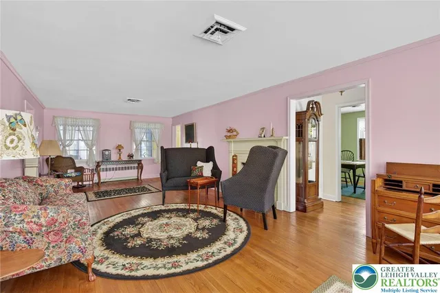 $349,900 | 1827 Homestead Avenue, Bethlehem, PA 18018