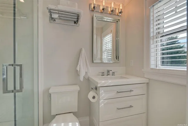 $10,000 | 165 Marine Place, Greenport, NY 11944