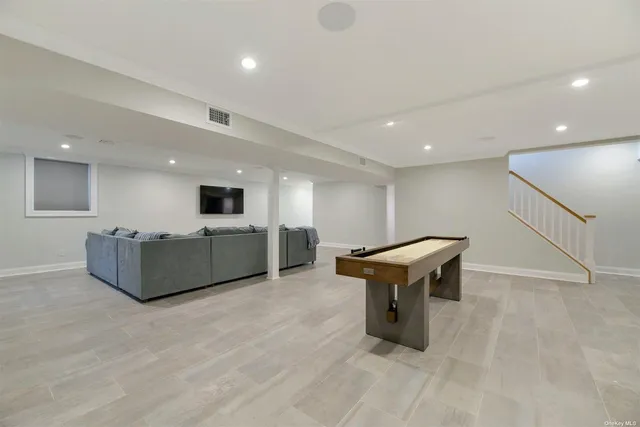 $10,000 | 165 Marine Place, Greenport, NY 11944