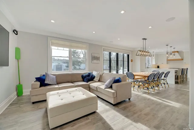 $10,000 | 165 Marine Place, Greenport, NY 11944