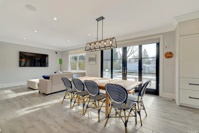 $10,000 | 165 Marine Place, Greenport, NY 11944