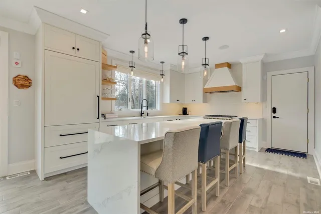 $10,000 | 165 Marine Place, Greenport, NY 11944