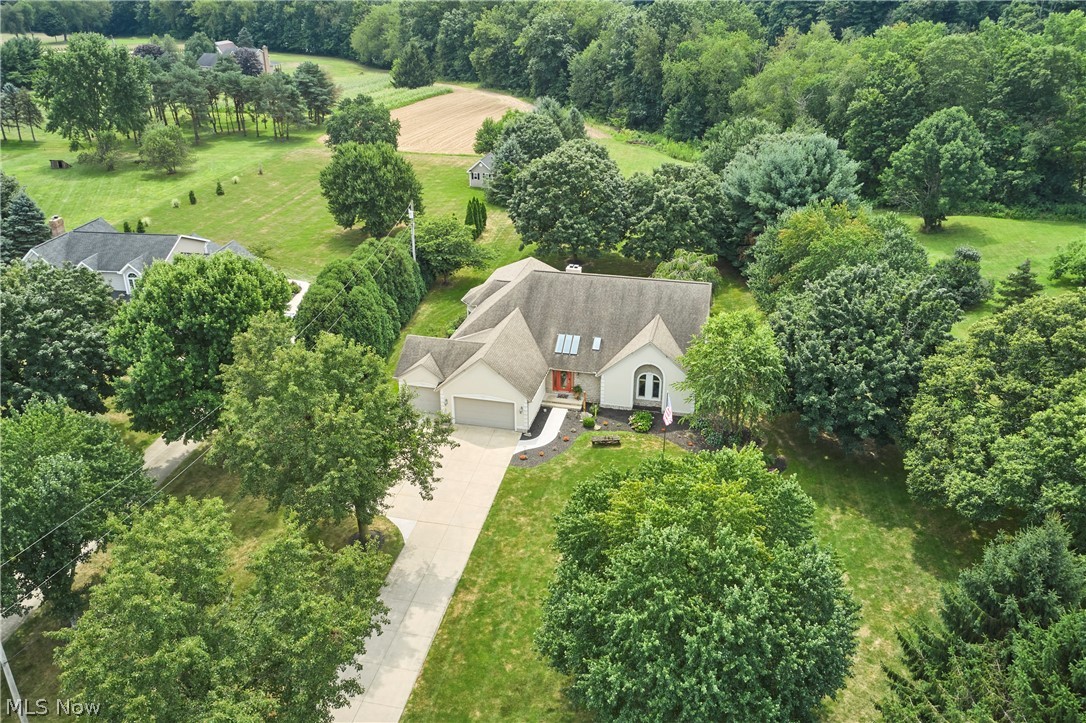 3666 Minor Road Akron, OH 44321 - Photo 2 of 35
