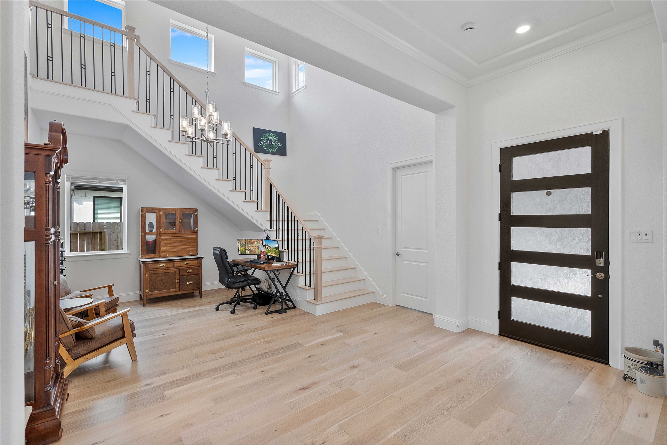 12932 Whitewater Way Conroe, TX 77302 - Photo 5 of 47