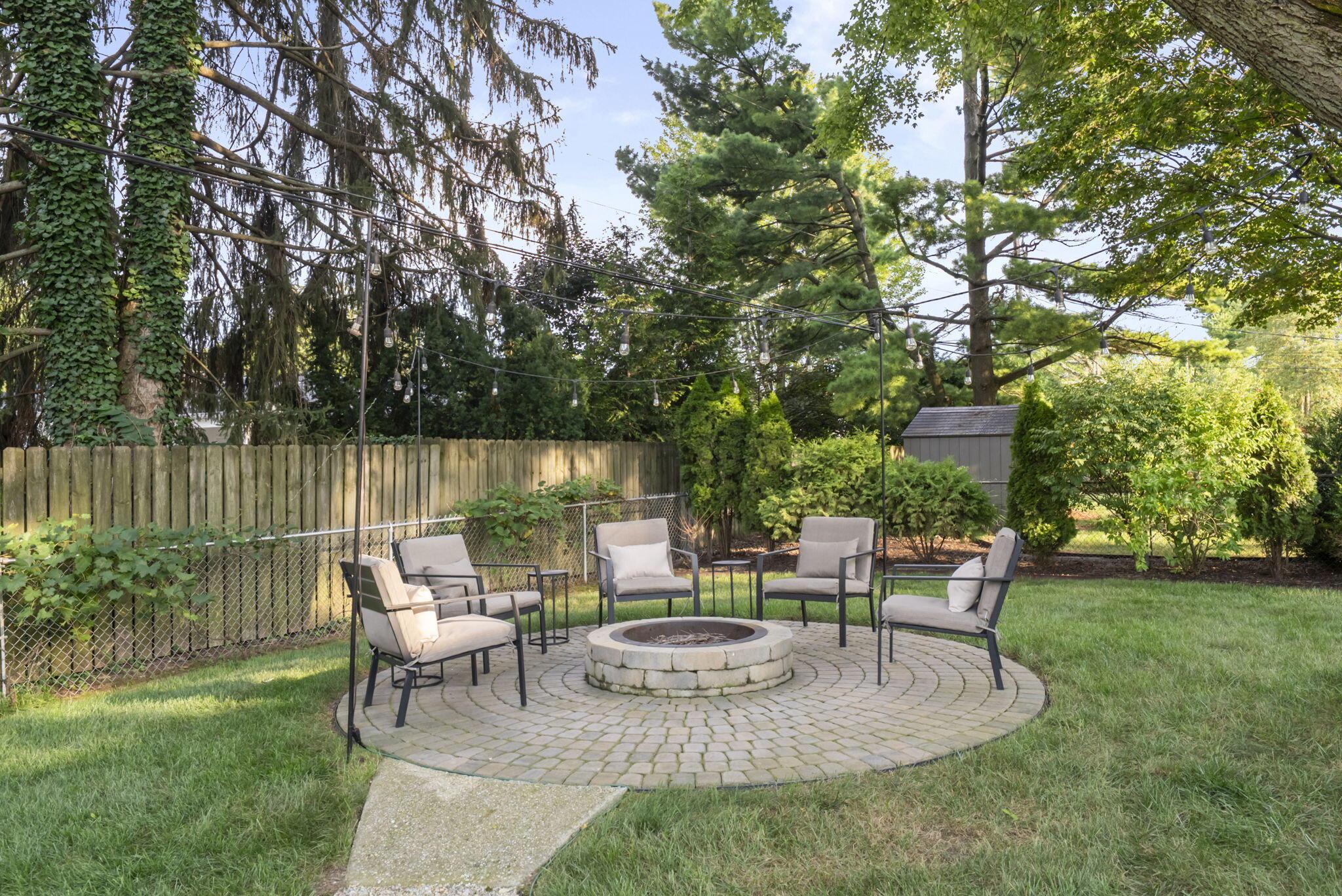 3170 Brandon Road Upper Arlington, OH 43221 - Photo 86 of 104 Firepit