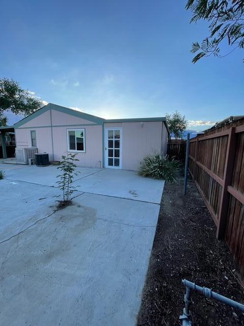 32142 Wells Fargo Road Thousand Palms, CA 92276 - Photo 25 of 25 a view of a backyard