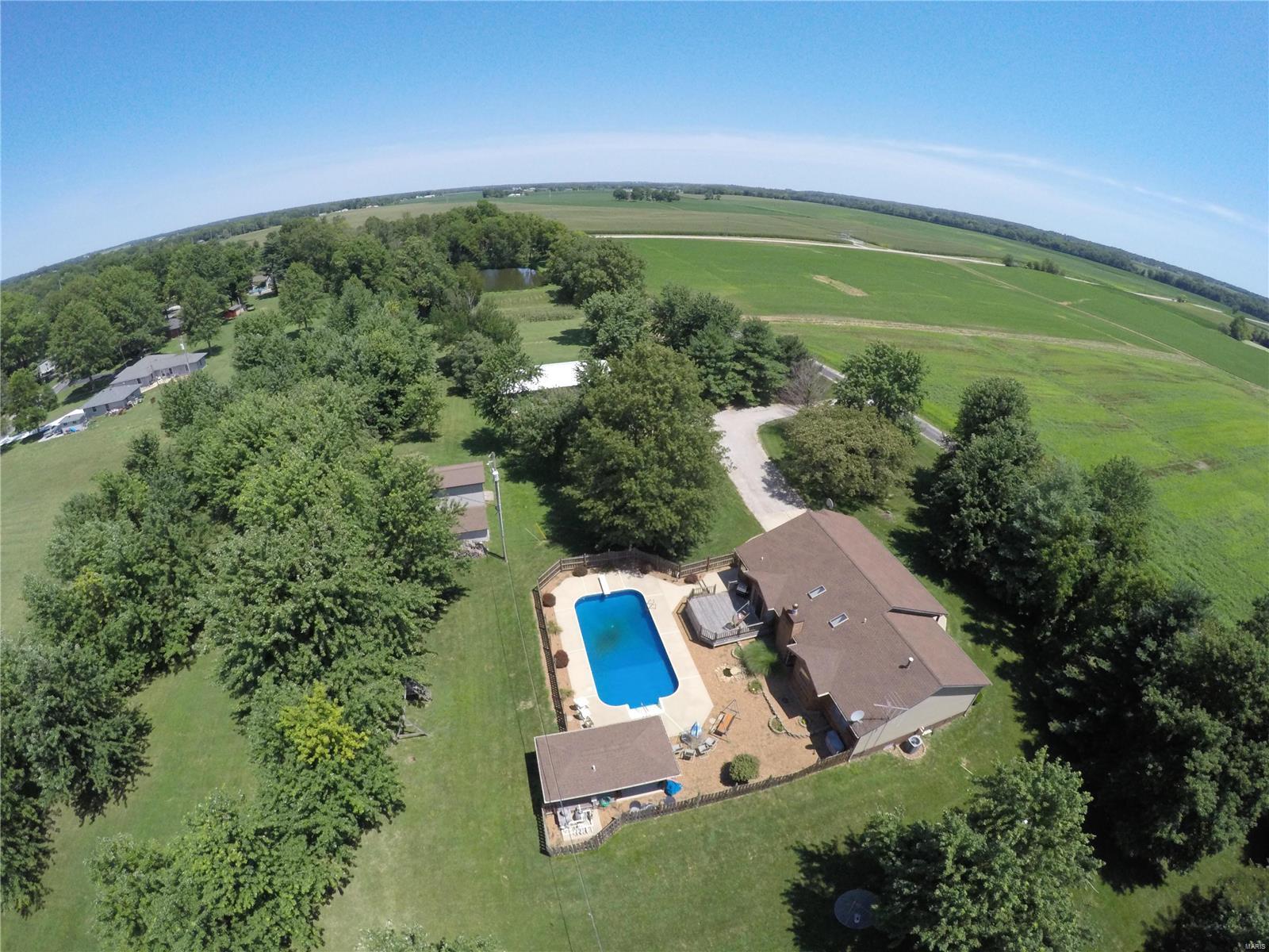 5533 Blank Road Smithton, IL 62285 - Photo 8 of 39