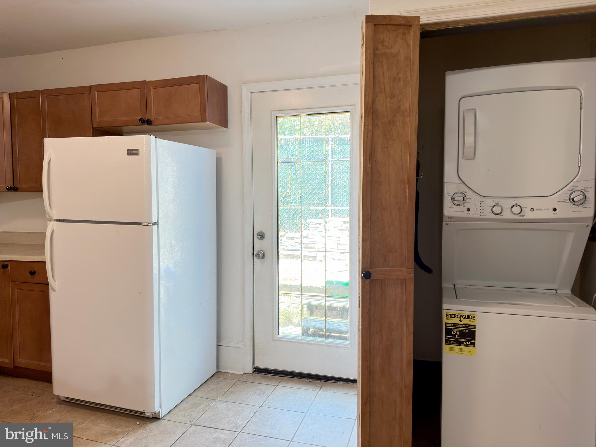 1232 North Hancock Street Philadelphia, PA 19122 - Photo 41 of 44 a utility room with dryer and washer