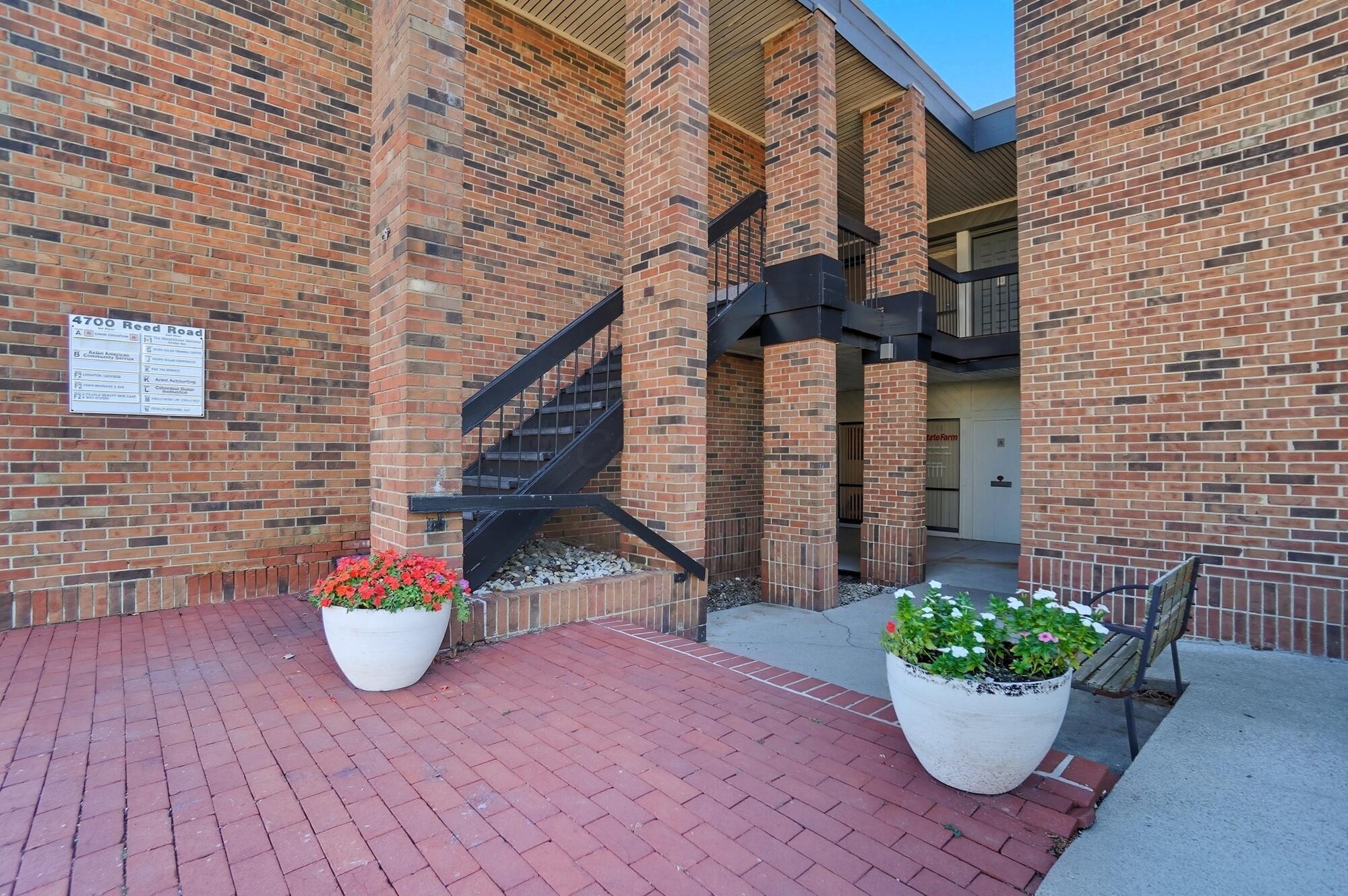 4700 Reed Road Columbus, OH 43220 - Photo 12 of 42 013