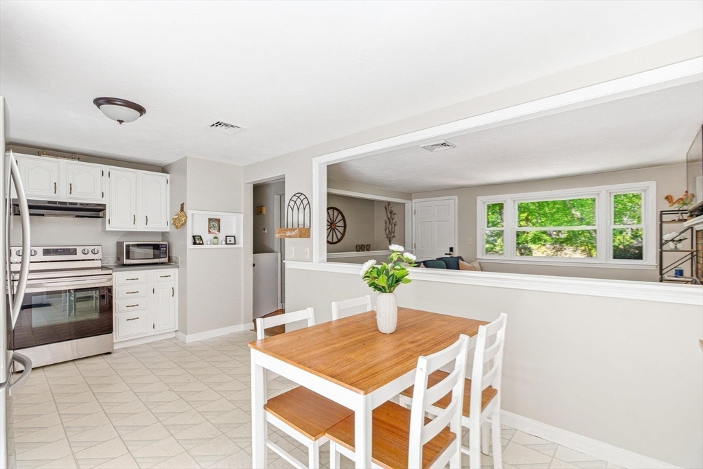 1702 State Road Plymouth, MA 02360 - Photo 14 of 28 Gallery Image 14