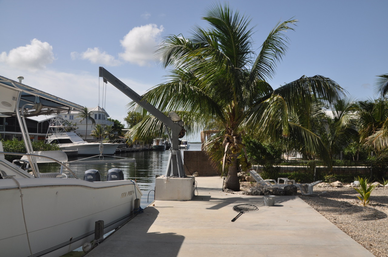 9 Sexton Way Key Largo, FL 33037 - Photo 5 of 8 Dock with Bay views