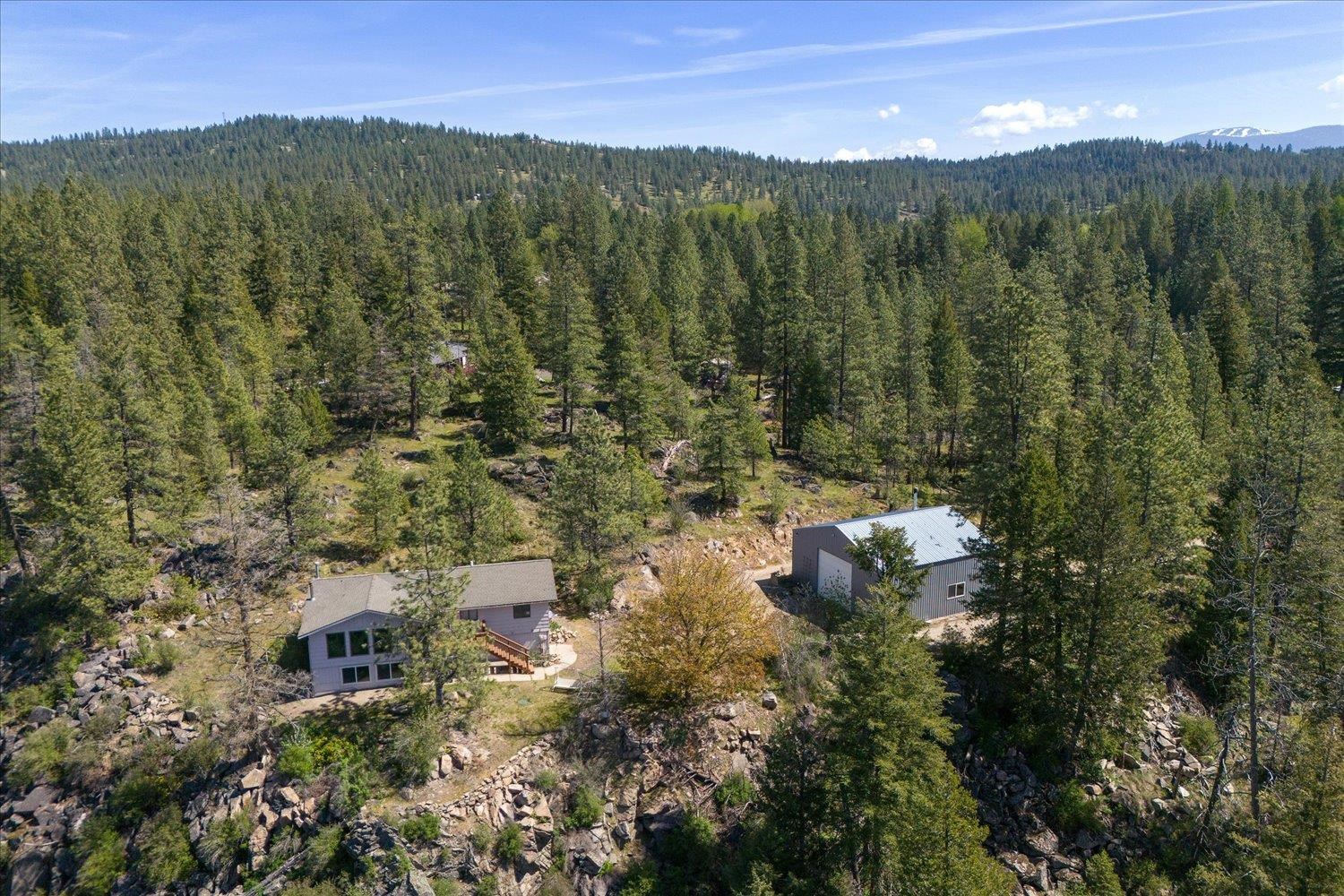5919 East Grouse Road Chattaroy, WA 99003 - Photo 1 of 38 Gallery Image 1