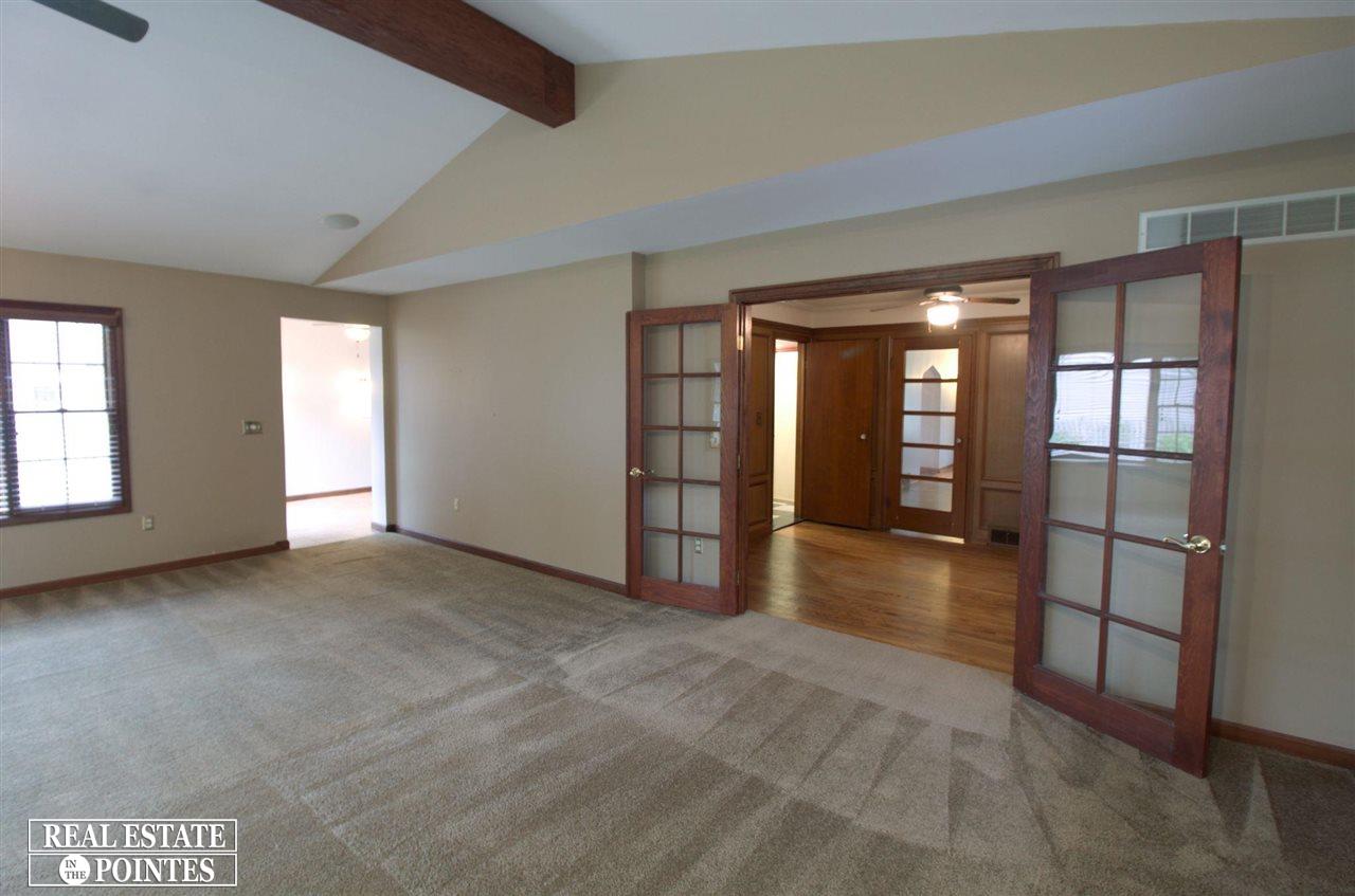 1500 North Renaud Road Grosse Pointe Woods, MI 48236 - Photo 16 of 36