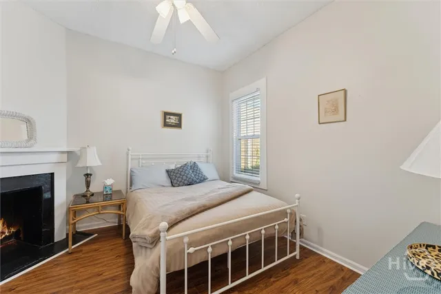 $1,900 | 534 East Gordon Lane, Savannah, GA 31401