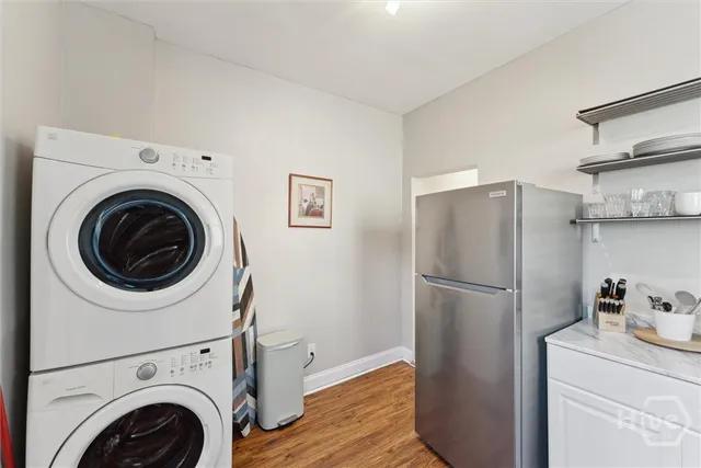 $1,900 | 534 East Gordon Lane, Savannah, GA 31401