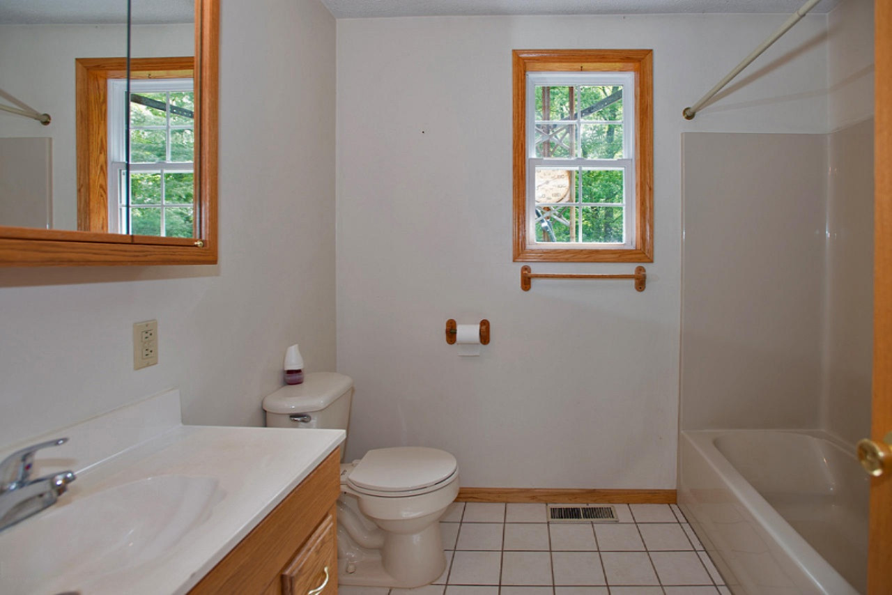10514 9 1/2 Mile Road Ceresco, MI 49033 - Photo 11 of 22 9 1-2 Mile Rd-10
