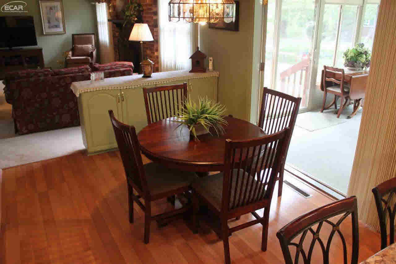 8439 Coldwater Road Flushing, MI 48433 - Photo 13 of 43 21202755-12.JPG
