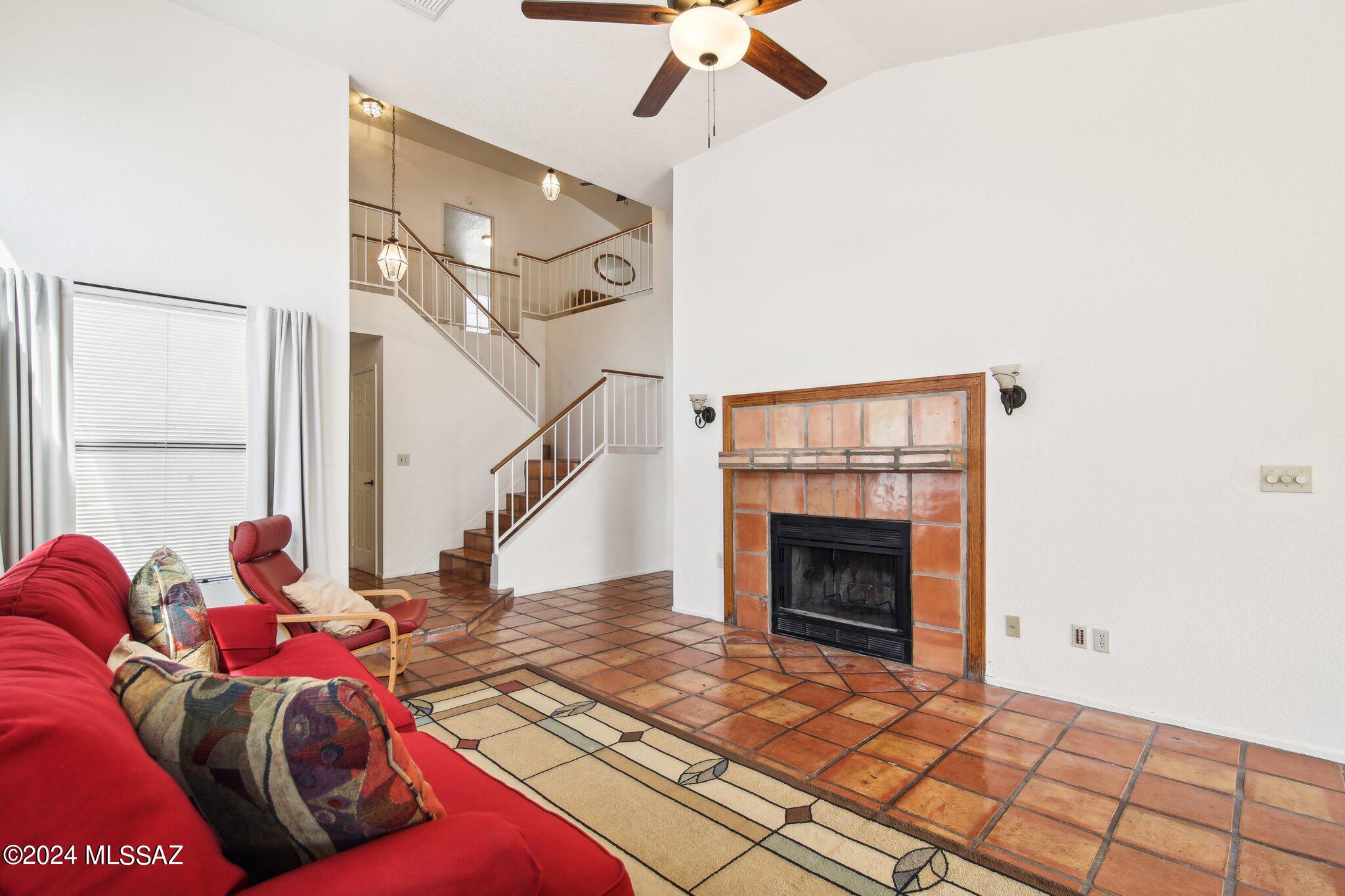 4649 West Lessing Lane Tucson, AZ 85742 - Photo 3 of 49