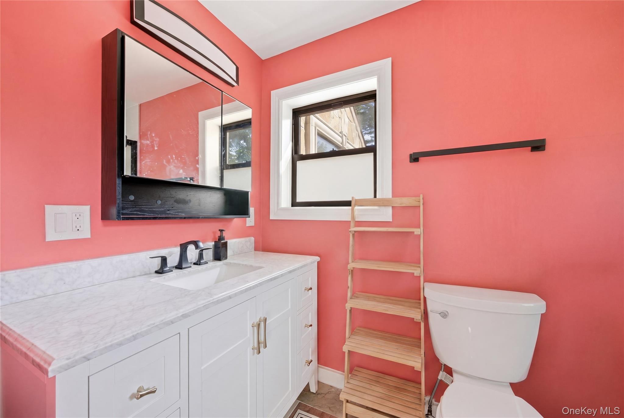 199 Cold Spring Road Syosset, NY 11791 - Photo 15 of 48